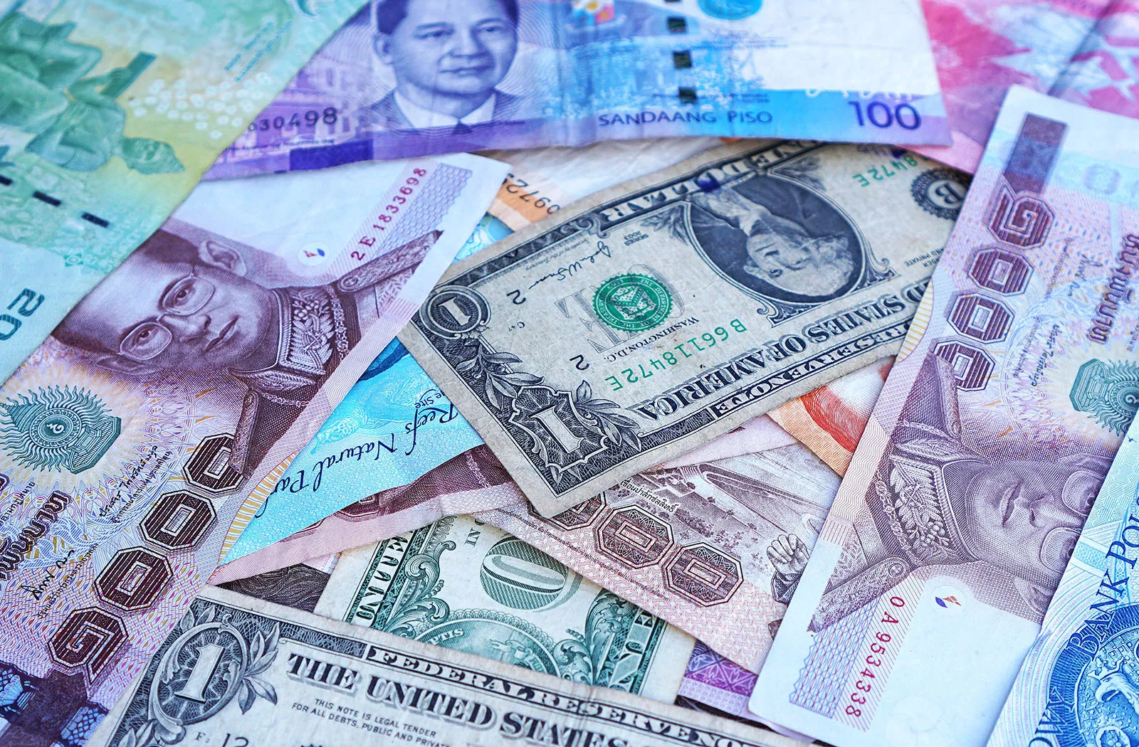 bank-notes-banknotes-cash